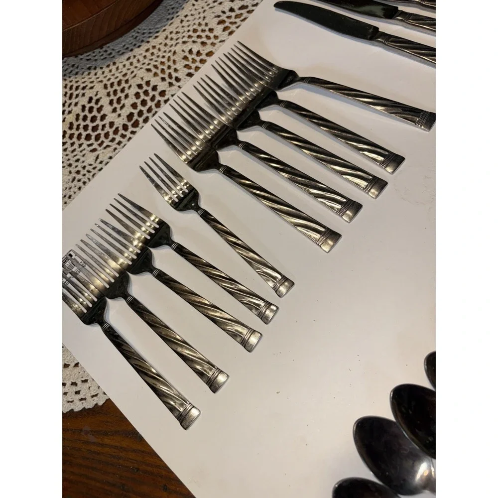 36 Pieces Cambridge HIGHRISE SAND High Rise Stainless Steel Flatware‎